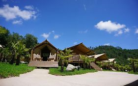 Glamping Can Bora Lodges